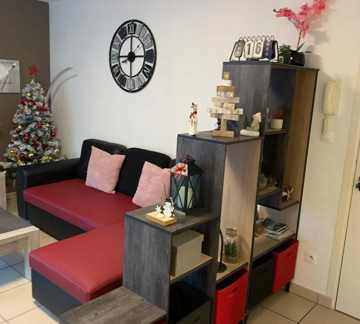 L Edelweiss Et Sa Piscine Apartment Albertville