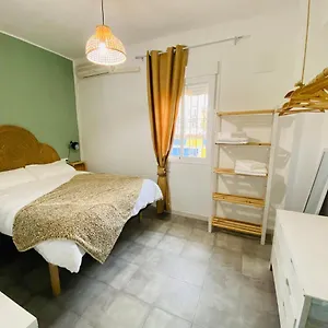apartamentos-san-eloy.es-andalucia.com/